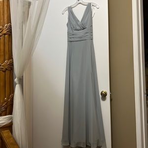 Like NEW Formal Dress for wedding, prom…Gray/Silver in Size 2
